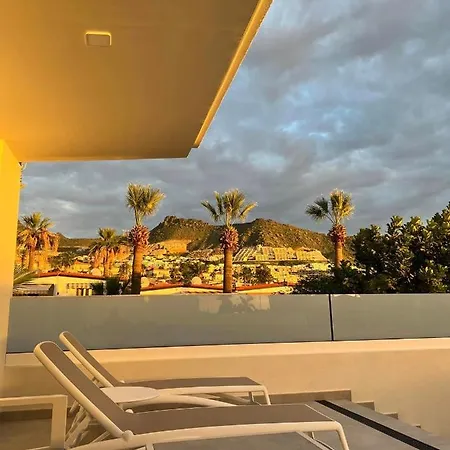 New In Terazzas De Costa Adeje. Big Terrace With A Garden, Heated Pool And Private Parking *